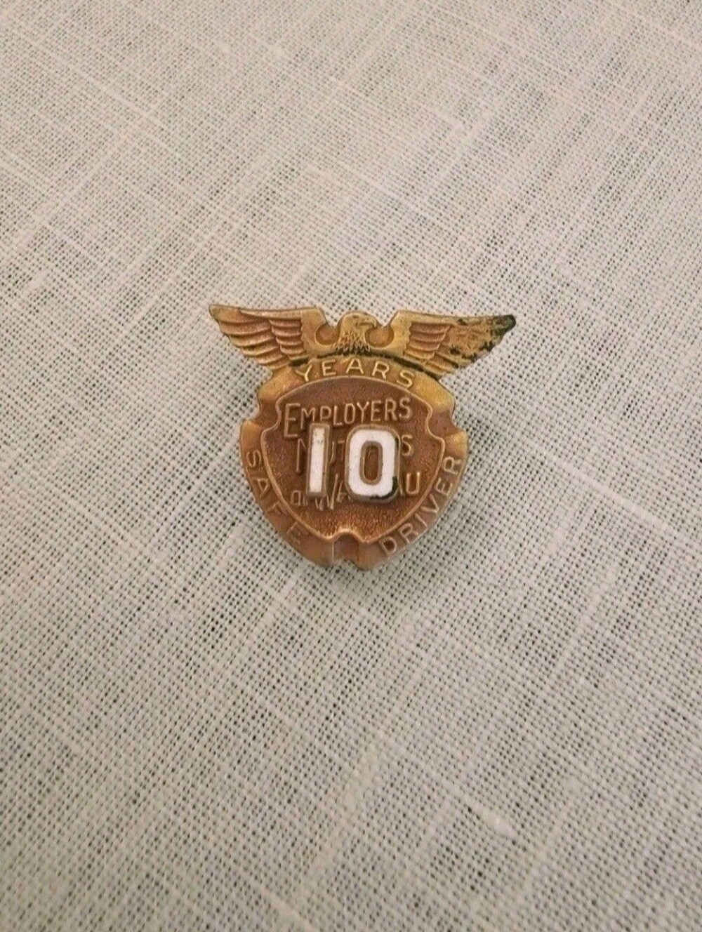 Vintage Employers Mutuals of Wausau 10 Years Safe Driver Award Pinback Lapel Pin